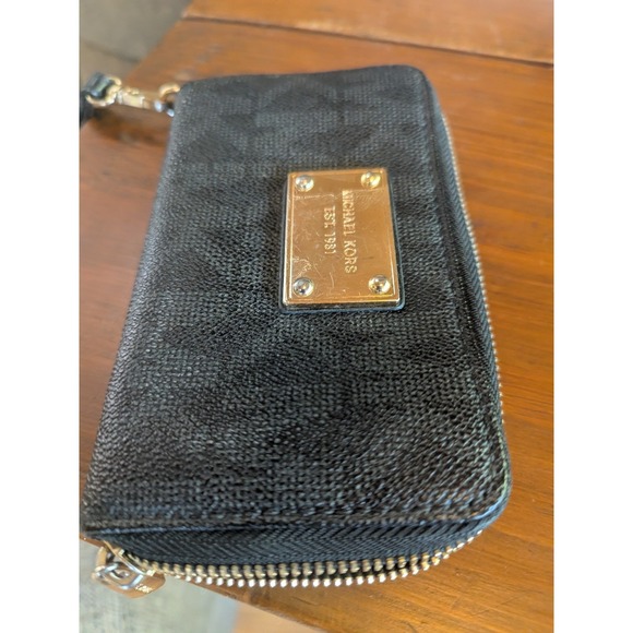 Michael Kors Handbags - Michael Kors Women's Zip Around Wallet Wristlet ~Brown Free Shipping Est. 1981